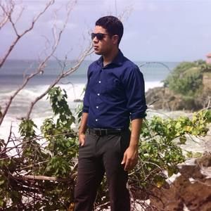 Meet your Posher, Javier